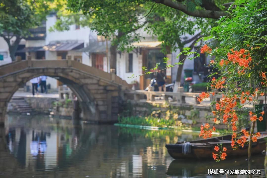 喜欢一个女孩子怎么才能让她发一张照片给我呢?游戏画面